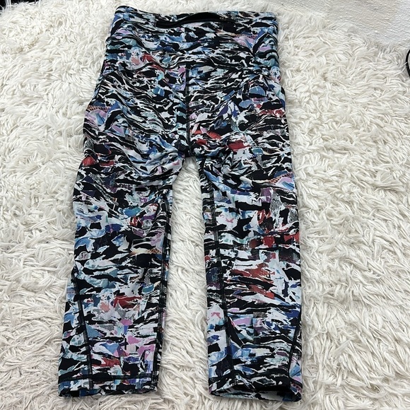 Lululemon Break Free Crop (Nulux 17") Culture Clash Starlight Black - Picture 4 of 5